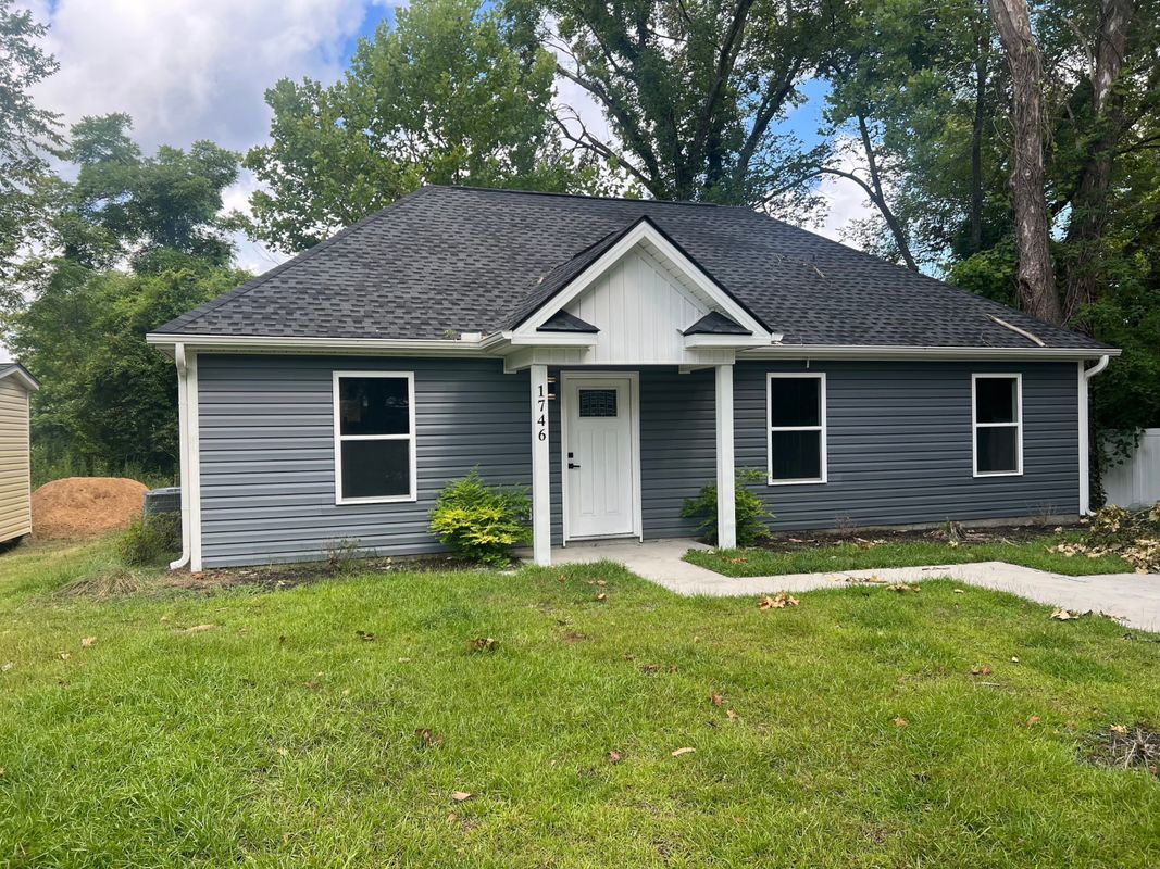 Foto principal - 1746 John St