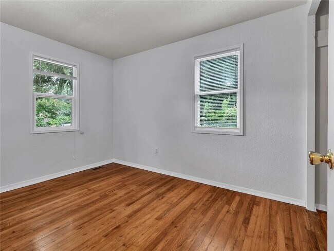 Foto del edificio - 14746 26th Ave NE