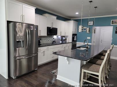 Building Photo - 3364 Amour Dr