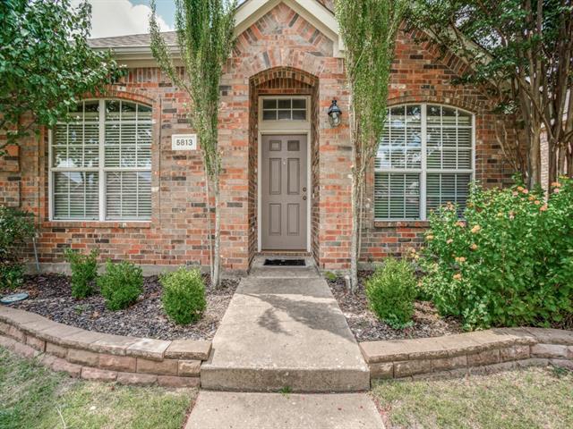 Foto del edificio - 5813 Pinyon Dr