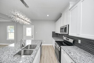 Building Photo - 406 N 4th St