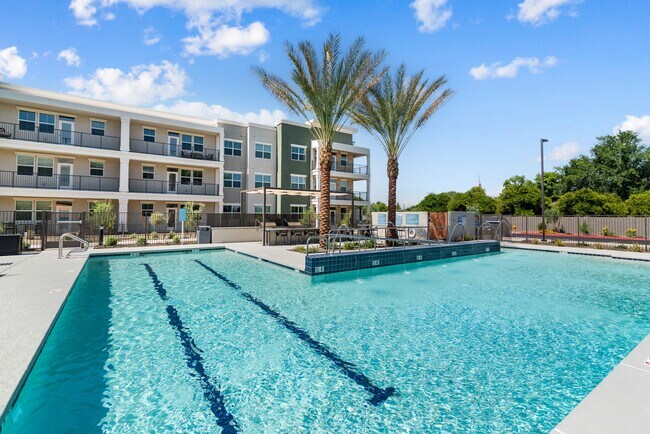 Foto del edificio - Mera Greenfield 55+ Active Adult