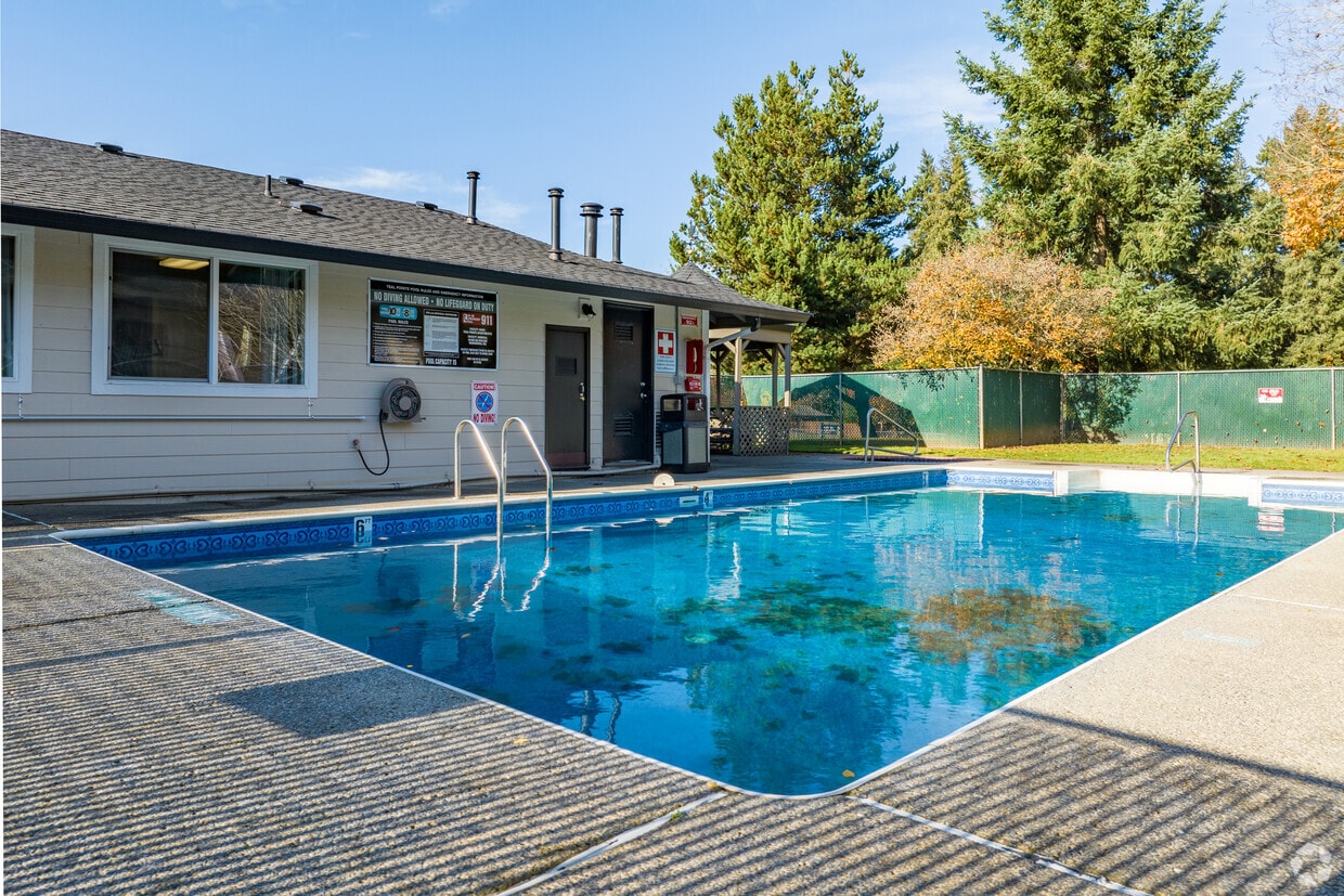 Primary Photo - Teal Pointe Apartments