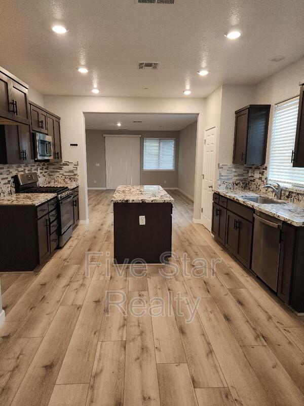 Foto del edificio - 2203 Woodlet St