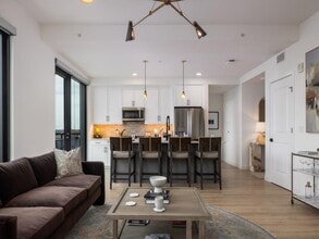 Building Photo - Olive