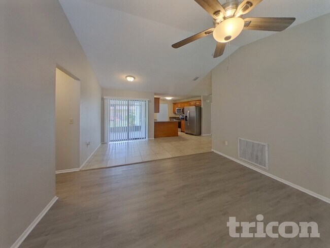 Foto del edificio - 2273 Seward Cir