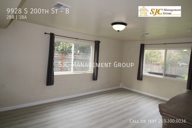 Foto del edificio - 9928 S 200th St