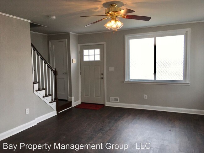 Building Photo - 3 br, 2 bath House - 3711 Ina Avenue