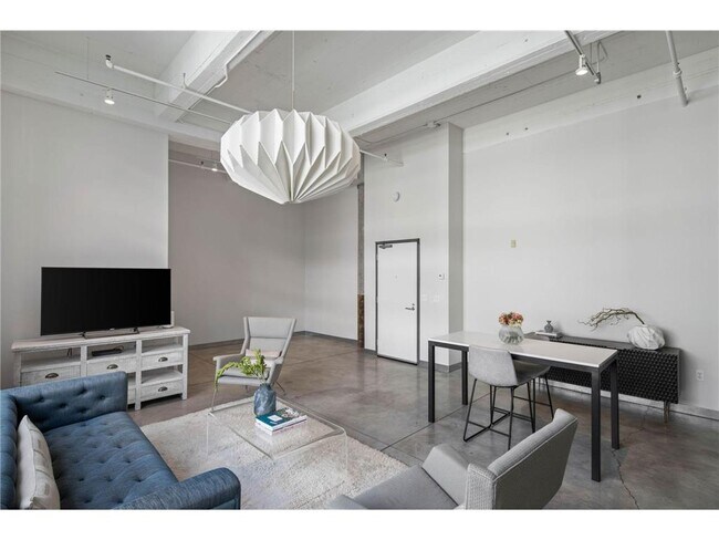 Foto del edificio - 700 N Washington Ave