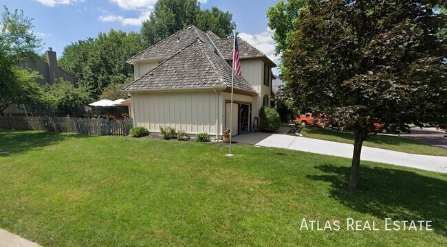 Foto del edificio - 12108 Horton St