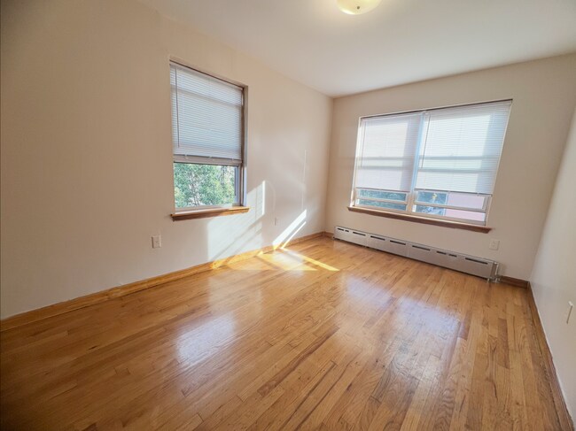 Foto del edificio - 2819 21st Ave
