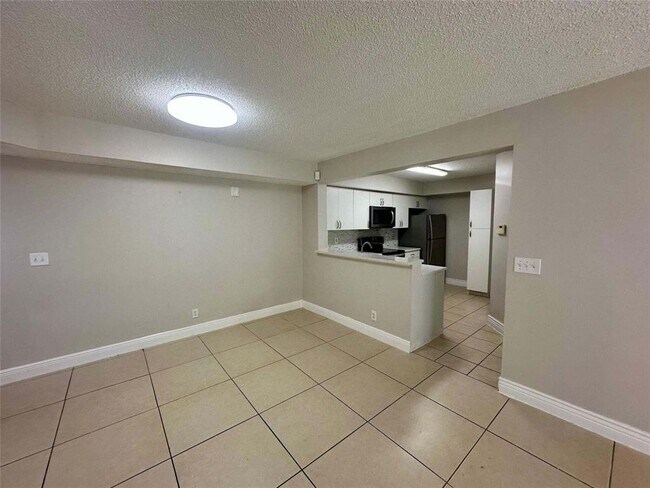 Building Photo - 5701 Riverside Dr