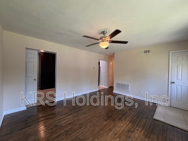 Building Photo - 3944 Port Rd