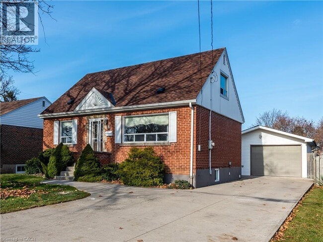 Building Photo - 5 Carene Ave