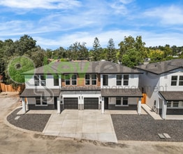 Building Photo - 967 Olive Br Pl