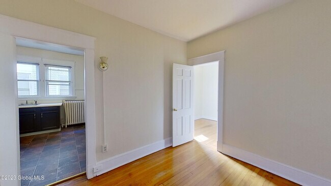 Foto del edificio - 461 Delaware Ave