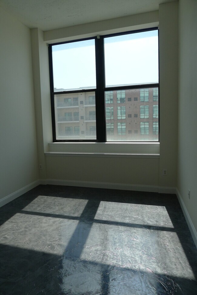 Foto del edificio - 4600 Woodward Ave