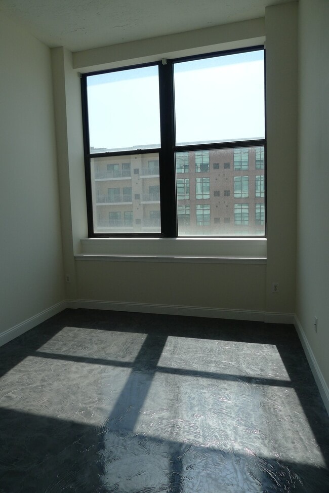 Building Photo - 4600 Woodward Ave