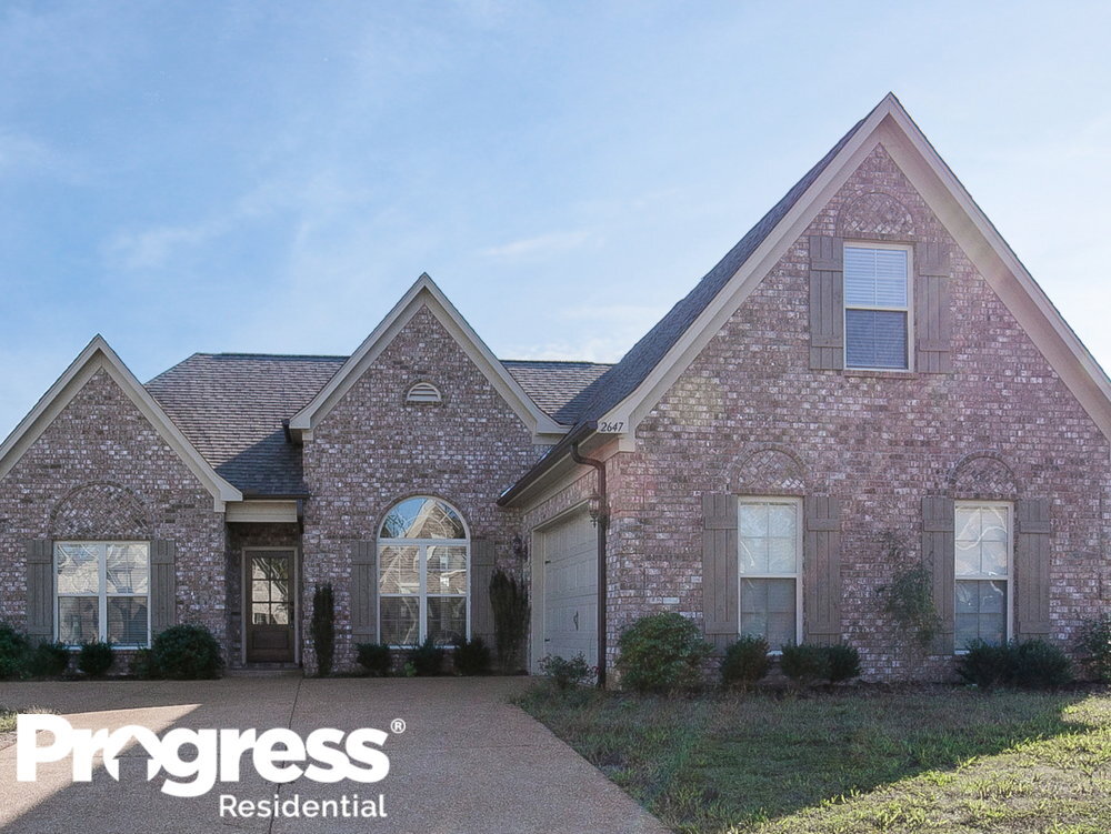 Foto principal - 2647 Champion Hills Dr
