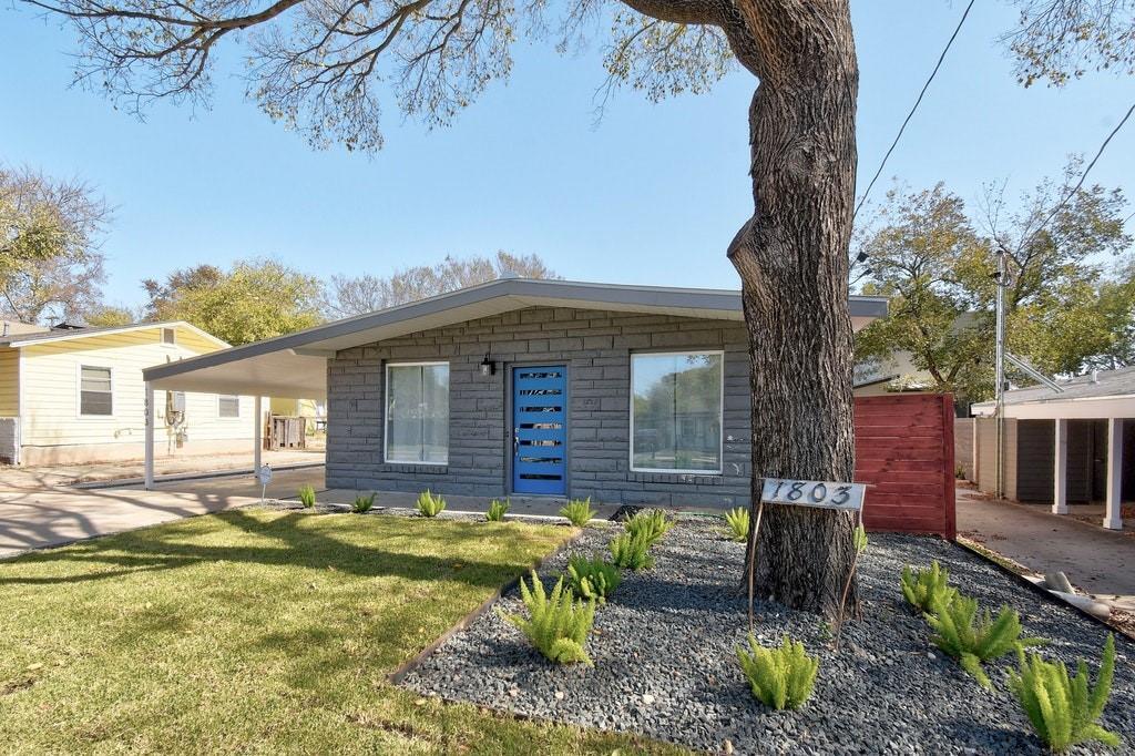 Foto principal - 1803 Deloney St