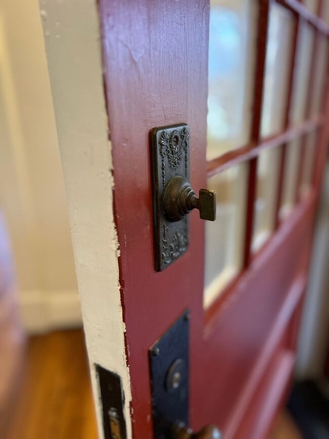 Foto del edificio - North AVL -  Renovated Arts & Crafts Cottage