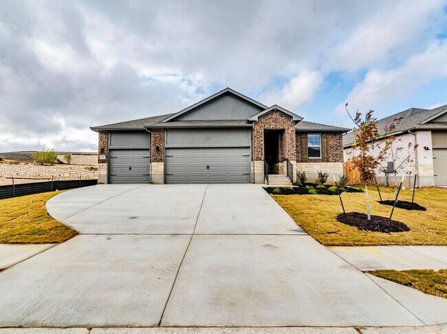 Building Photo - 227 Cathedral Mountain Dr