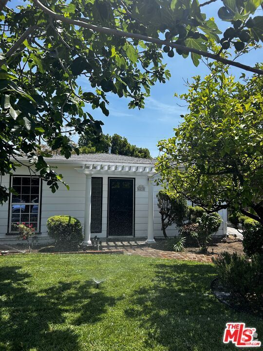 Building Photo - 4232 Sunnyslope Ave