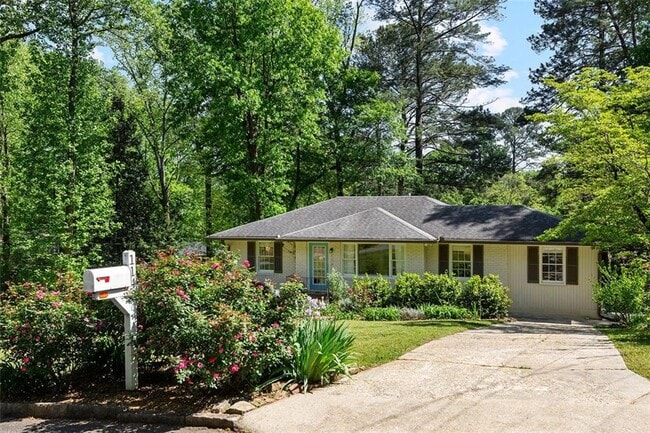 Building Photo - 1143 Willivee Dr