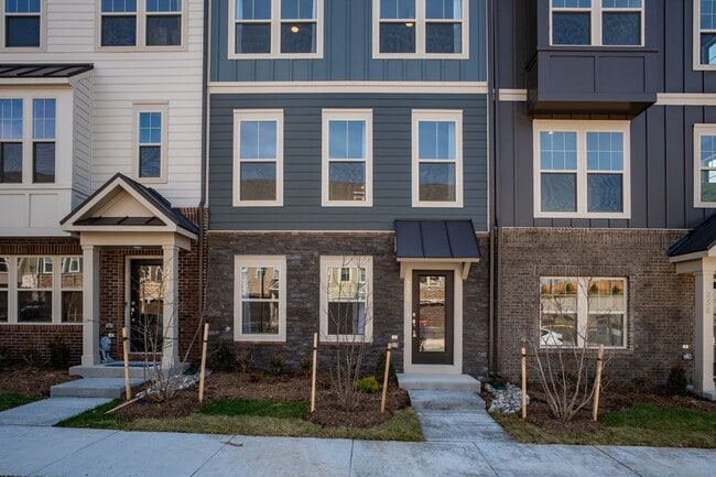 Foto del edificio - 236 Chianti Ter SE