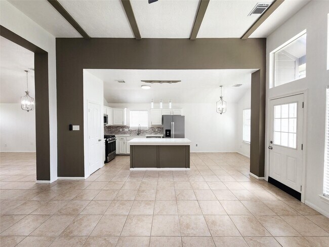 Foto del edificio - 2810 Autumn Springs Ln