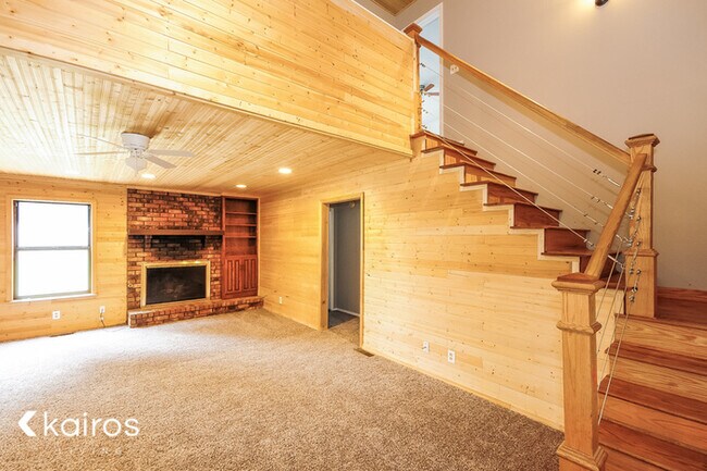 Foto del edificio - 7409 S Juniper Ave