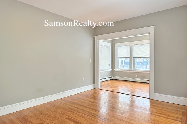 Building Photo - 104 Carrington Ave