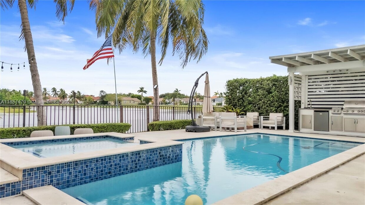 Primary Photo - 3366 SW 152nd Pl