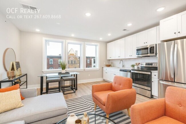 Foto del edificio - 2825 W Girard Ave