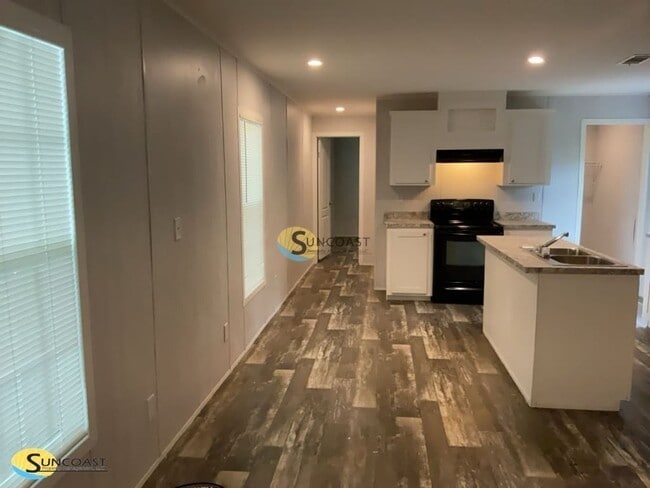 Foto del edificio - 5870 Patterson Ave