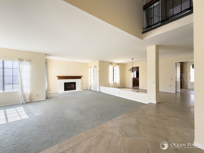 Foto del edificio - 4 Bedroom Home for Rent in Moorpark!