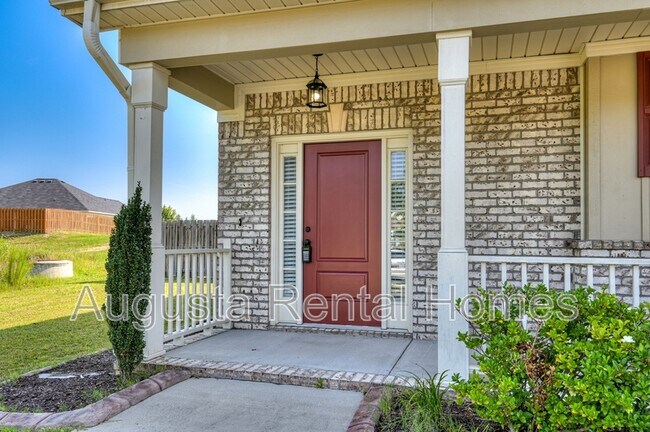 Foto del edificio - 638 Jensen Ln