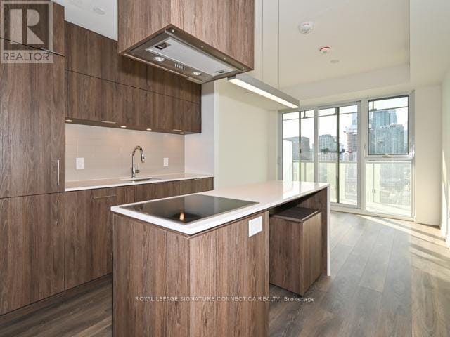 Building Photo - 15 Lower Jarvis St