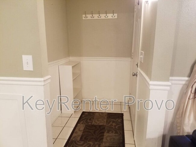 Foto del edificio - 1686 Hickory Ln