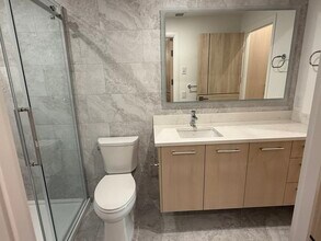 Building Photo - 630 Boynton Pl