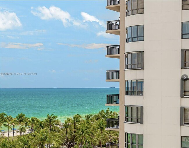 Building Photo - 10185 Collins Ave