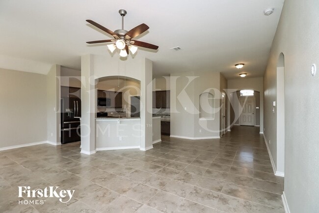 Building Photo - 6211 Kolle Dr