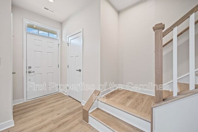 Foto del edificio - 332 Cramerton Mills Pkwy