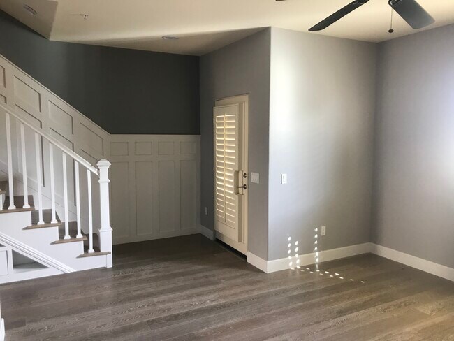 Building Photo - 238 Villorrio Dr E