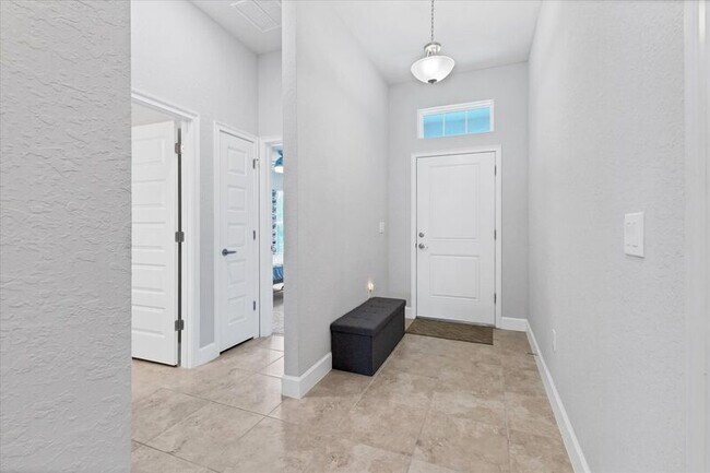 Building Photo - 14917 Tropical Violet Wy