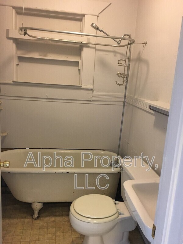 10 Rowley St, Greenville, SC 29601 House Rental in Greenville, SC