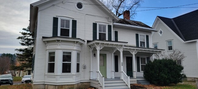 Building Photo - 56 Elm St