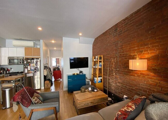 Foto del edificio - 246 Van Brunt St