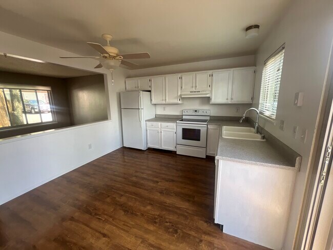 Photo - 725 Alexander Rd Townhome