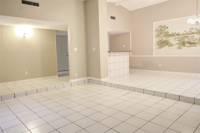 Building Photo - 7351 Addicks Clodine Rd